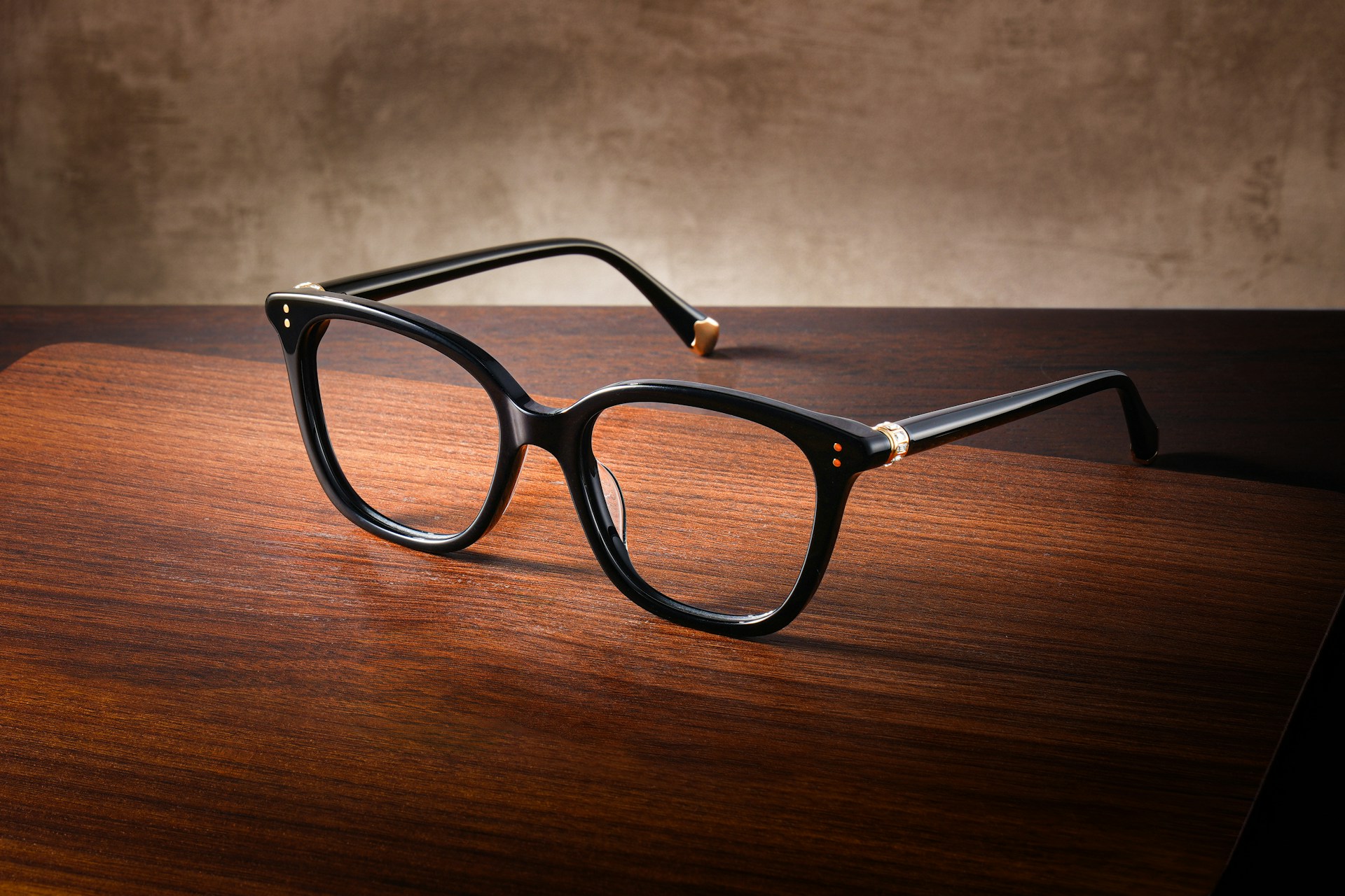The Evolution of Eyeglasses